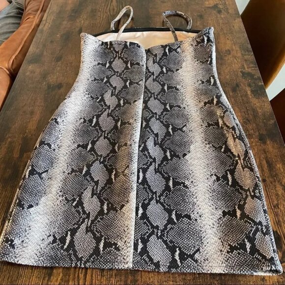 Motel snake print slip Bodycon dress - Picture 12 of 15